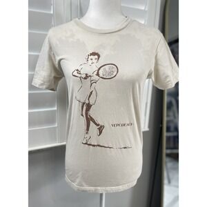 TENNIS PRO T Shirt Women Size XS Vero Beach Fitted Top Beige Mo & Co Pickle Ball